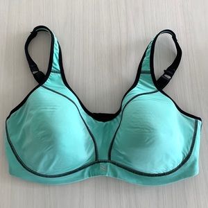 38DDD Sports Bra from Additon Elle Nola - blue!